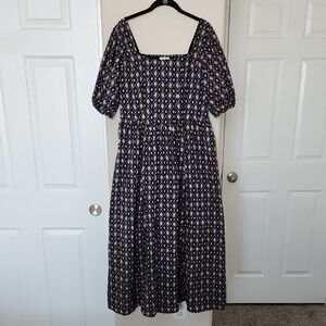 NWT Avaire Collective Square Neck Puff Sleeve Midi Dress Size L